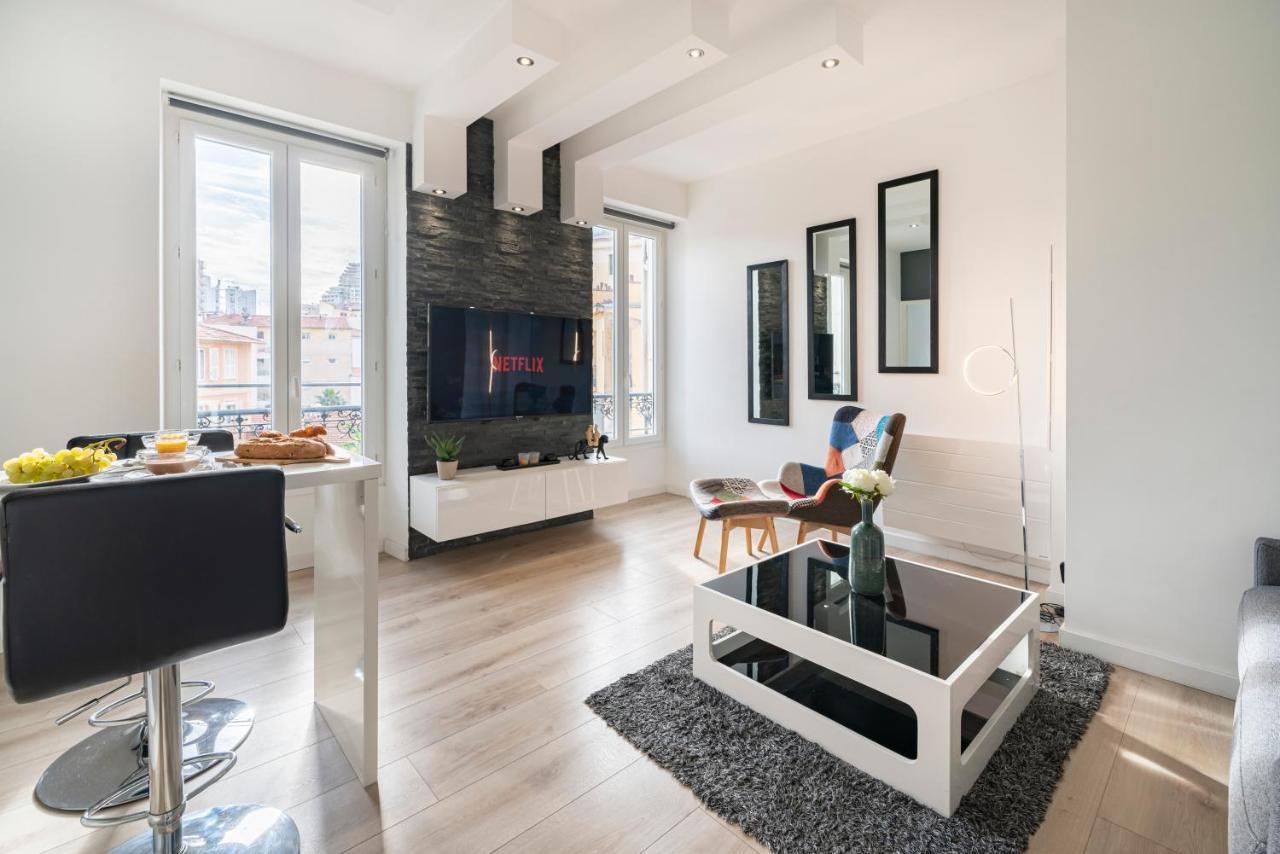 Frontiere Monaco, Appartement Renove Entierement - Ag Beausoleil Exterior foto
